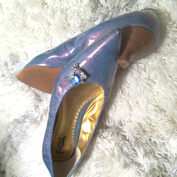 Hale Bob Women's Pointy-Toe Embellished Kitten Heel Pumps Size 8.5 M - Picture 4 of 9